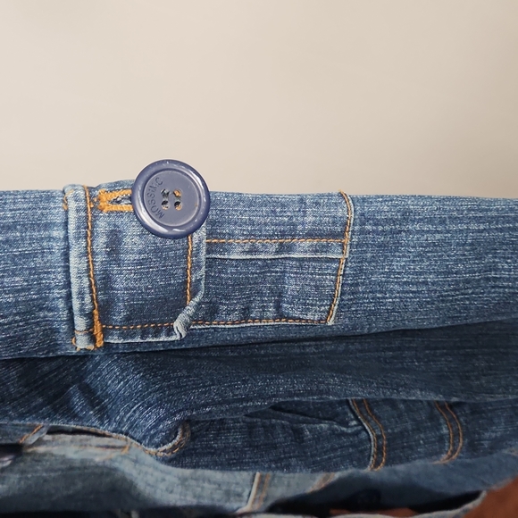 Gorgeous Mossimo Denim Jacket - Picture 4 of 4